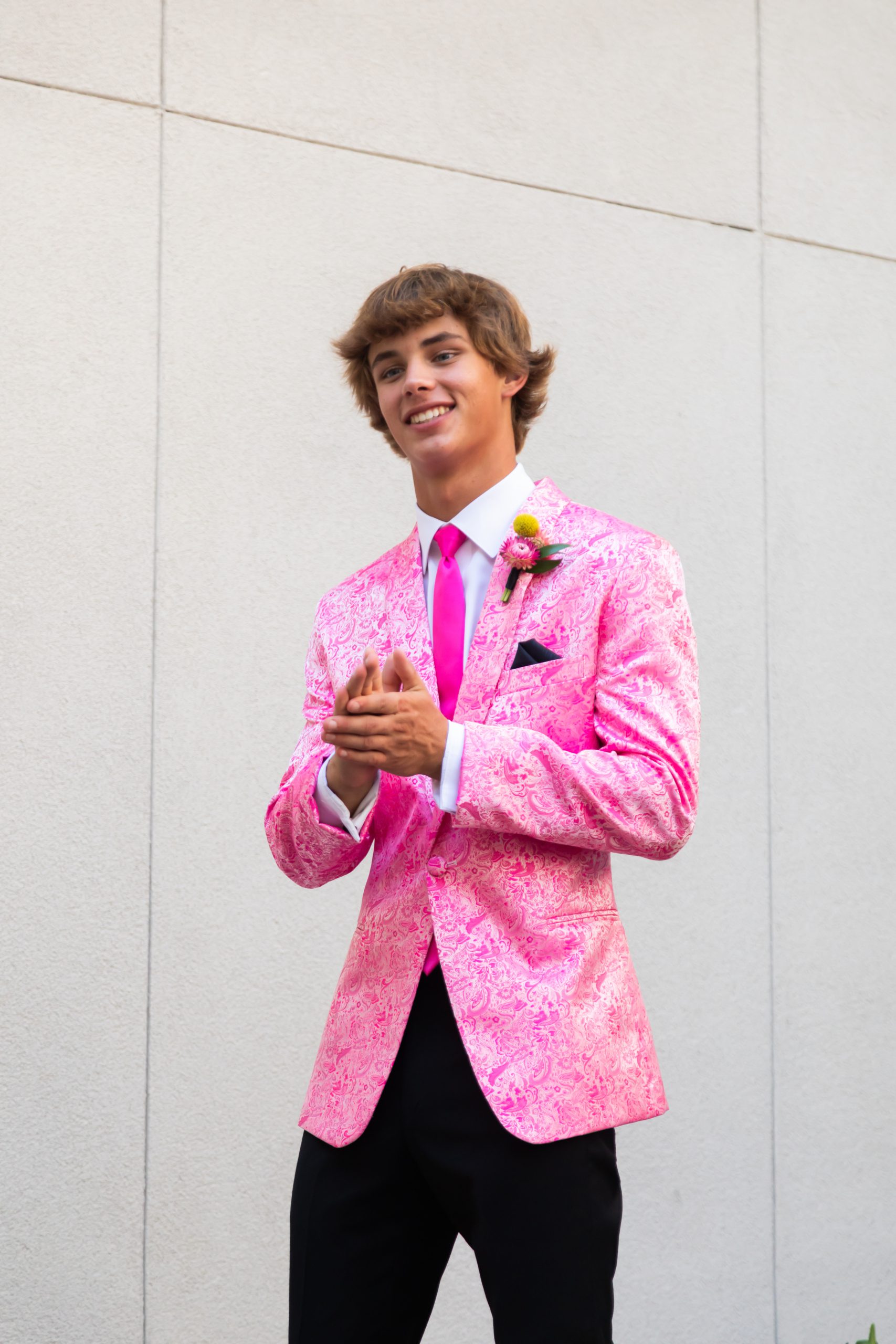 What to Wear: Suit or Tux for Prom 2024? | Rondinelli Tuxedo